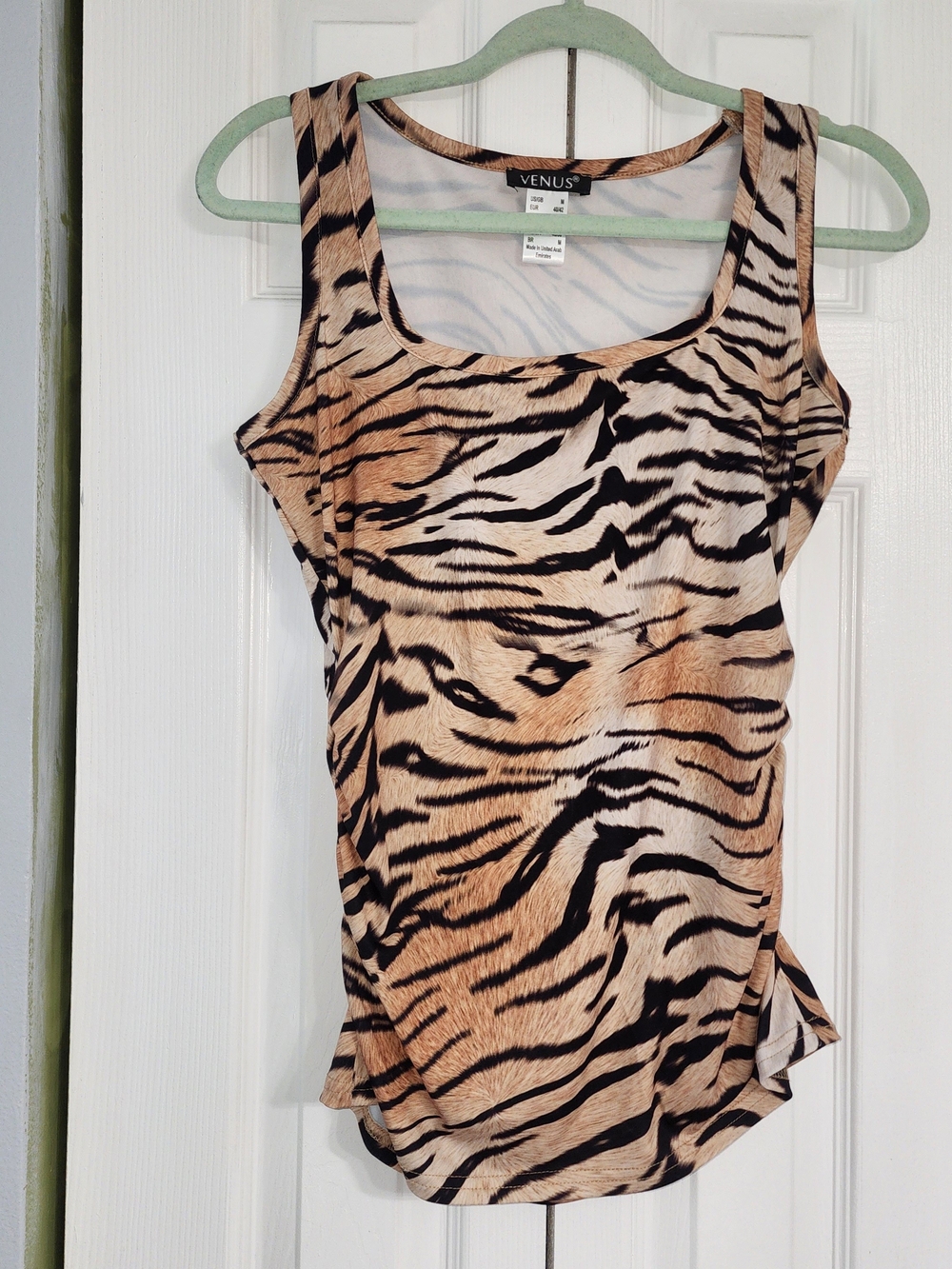 VENUS Tan and Black Tiger-Print Scoop Neck Tank